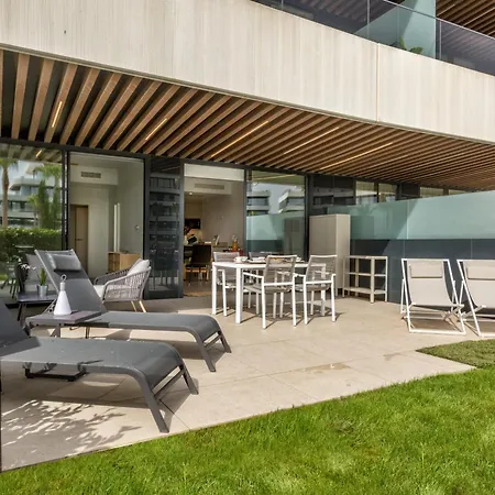 Apartament Lola *